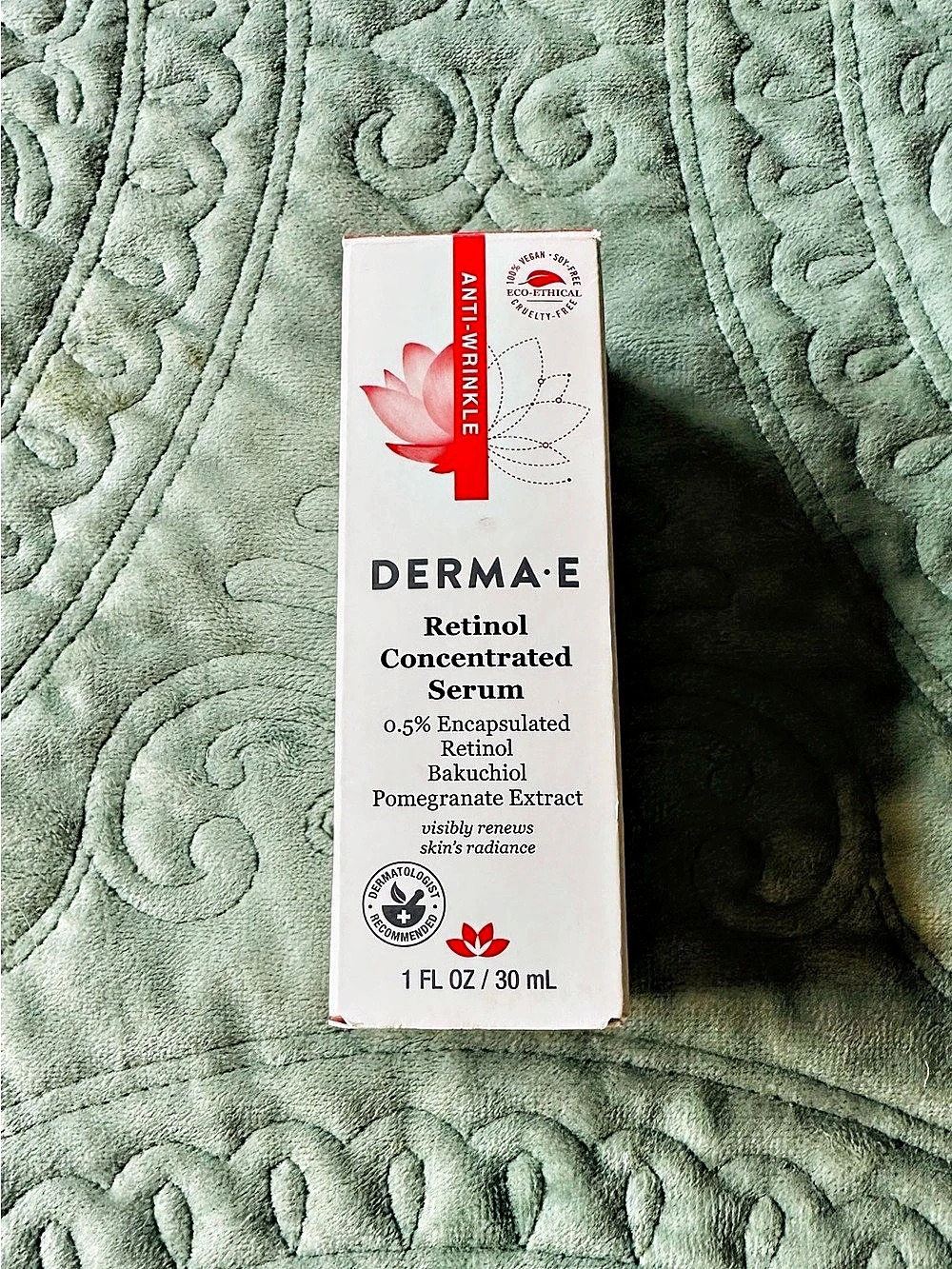 DERMA E Retinol Concentrated Serum 0.5% Visibly Renews Skins Radiance - Picture 3 of 7